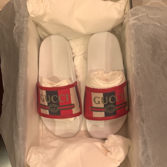 (AUTHENTIC) Gucci Sylvia Strip Canvas slide sandal